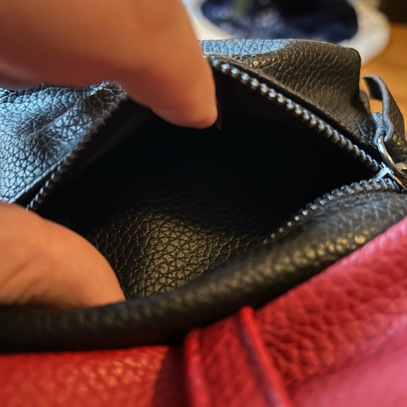 Small Backack - Picture 6 of 7